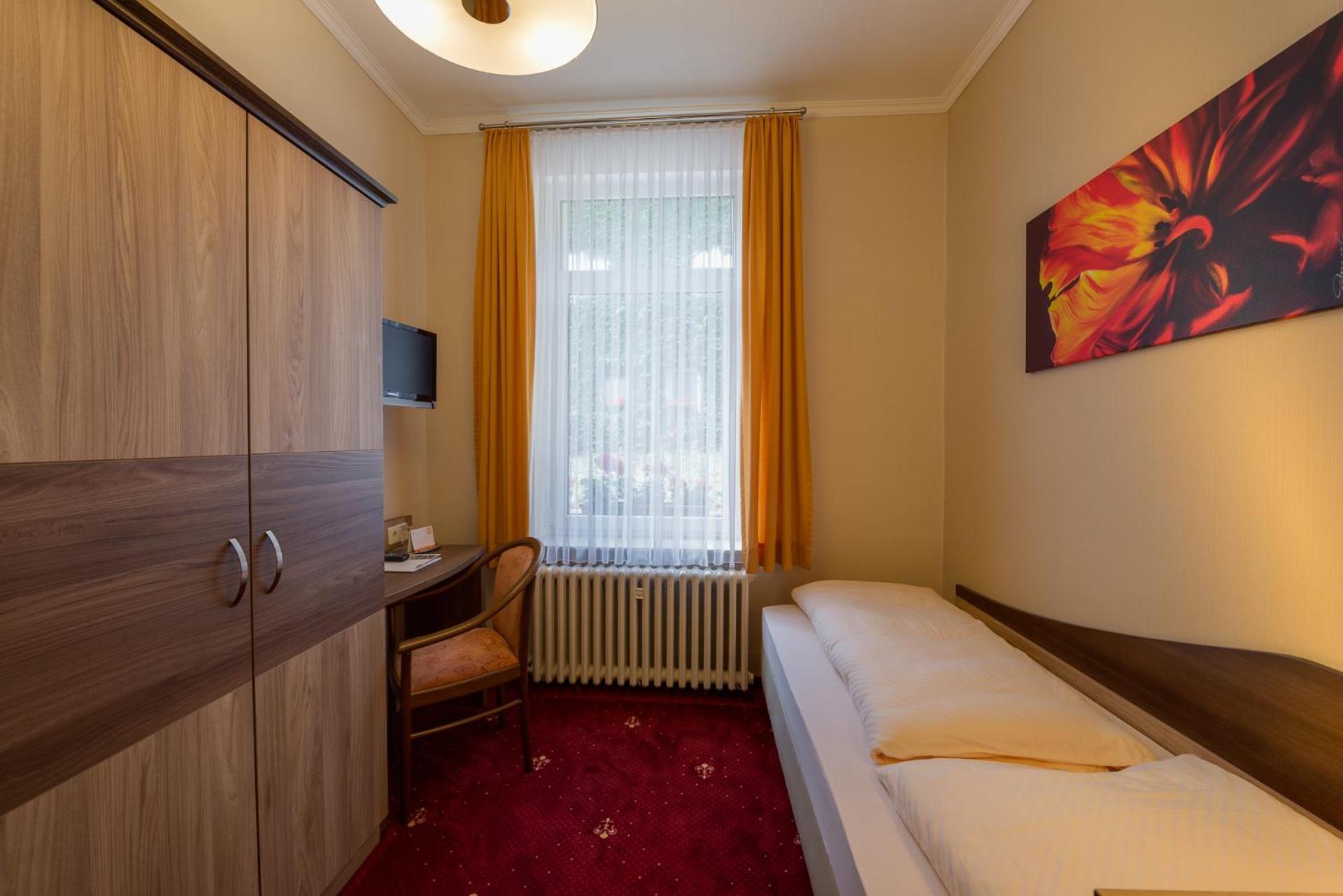 Berghotel Wilhelmsburg Bad Kosen Habitación foto