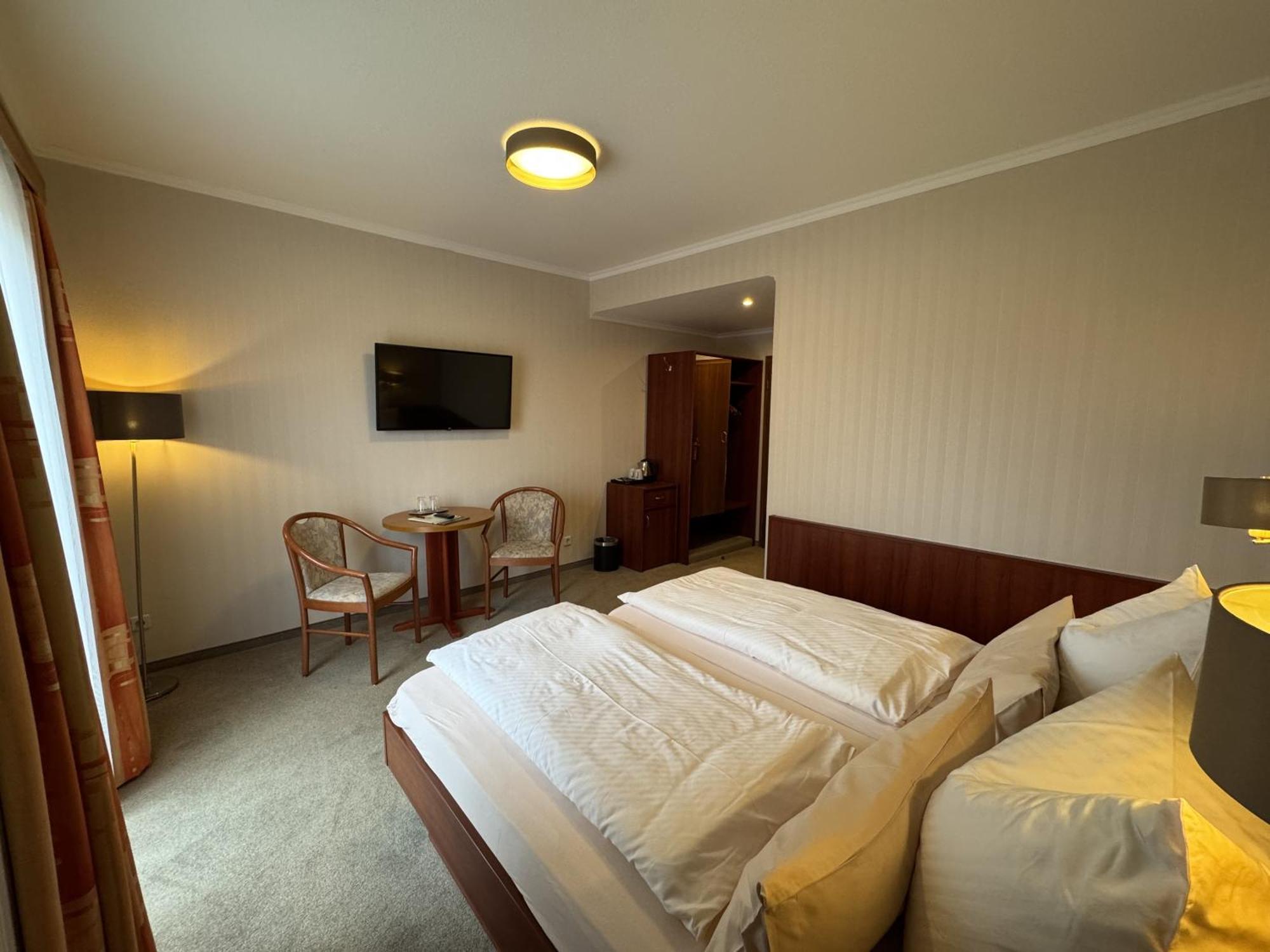 Berghotel Wilhelmsburg Bad Kosen Habitación foto