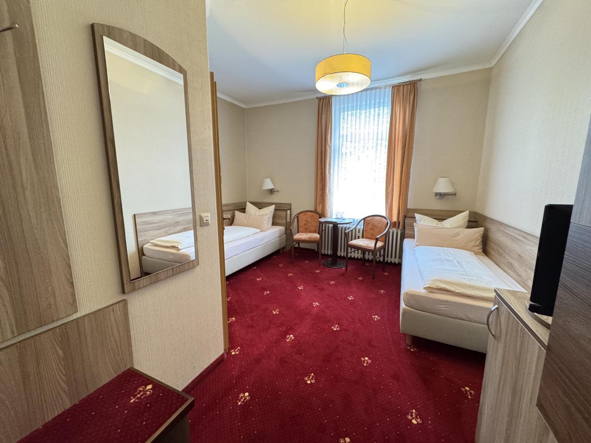Berghotel Wilhelmsburg Bad Kosen Habitación foto