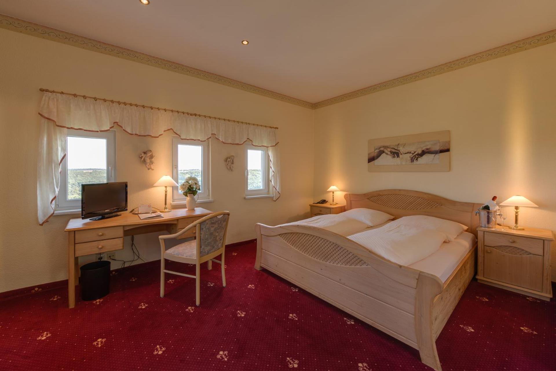 Berghotel Wilhelmsburg Bad Kosen Habitación foto