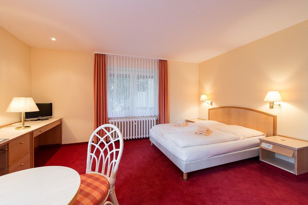 Berghotel Wilhelmsburg Bad Kosen Exterior foto